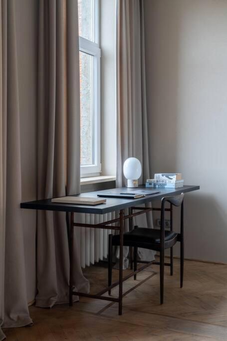 Authentic 1 Bd Old Town Apartment By Hostlovers Kaunas Exterior foto